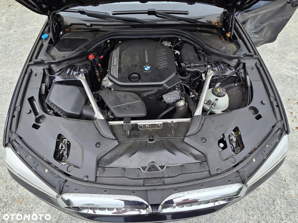 BMW Seria 5 520d M Sport Edition - 23