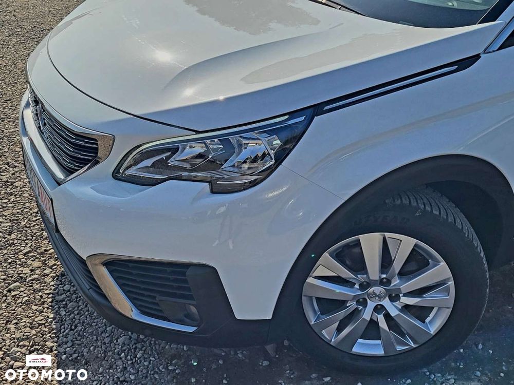 Peugeot 5008 - 22