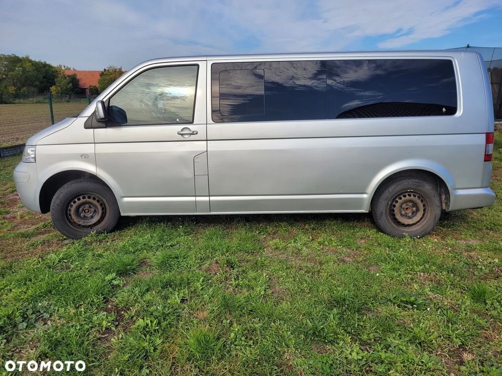 Volkswagen Caravelle 2007 photo 2