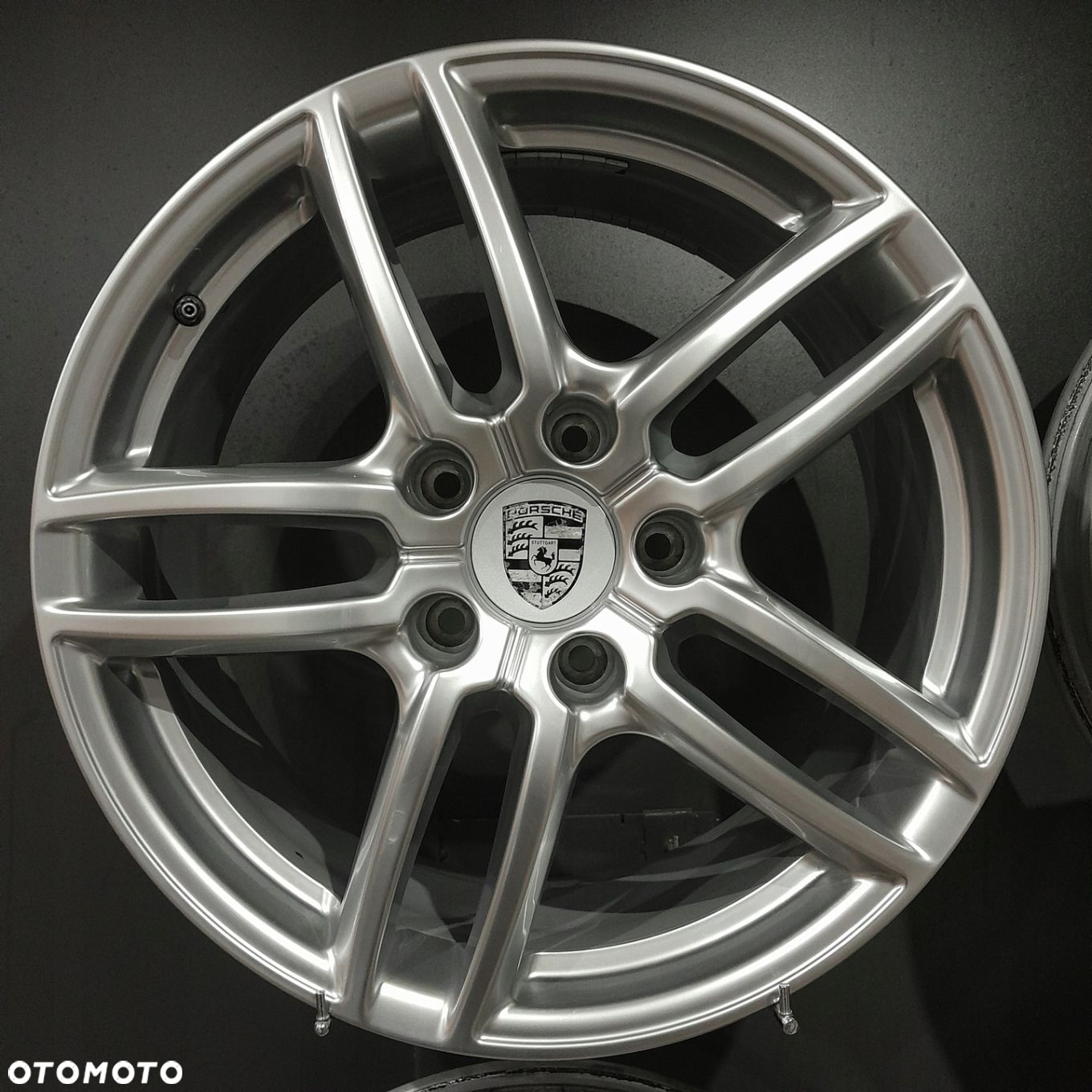 Felgi 19 5x130 Porsche Cayenne 7P OE F504080-1B - 3