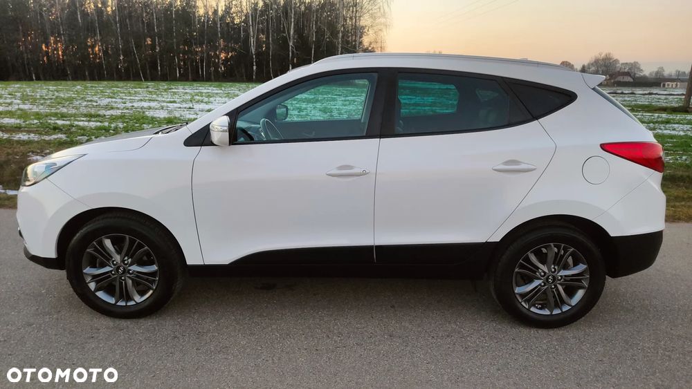 Hyundai ix35 blue 1.6 2WD Finale Gold - 14