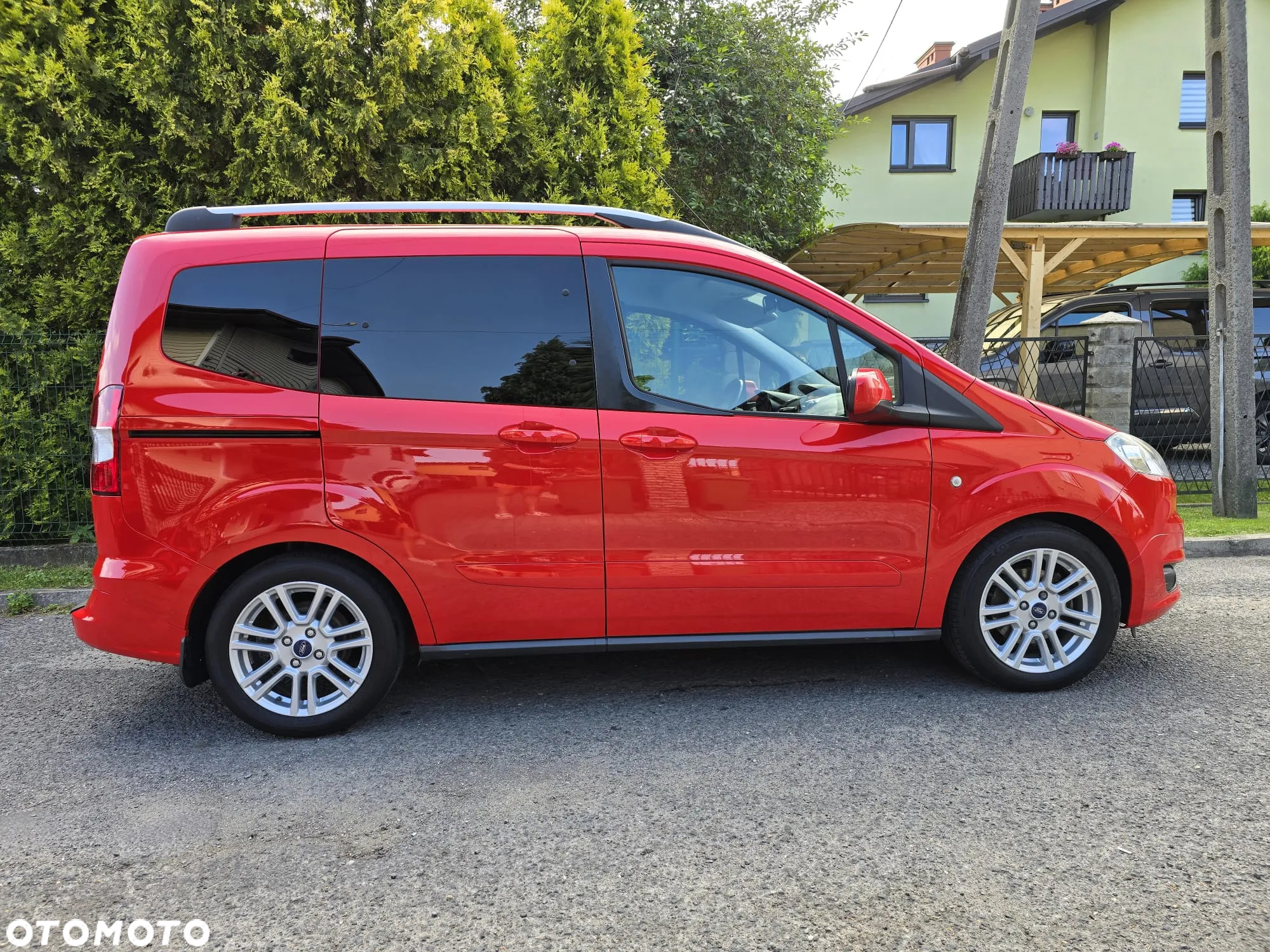Ford Tourneo Courier 1.0 EcoBoost Titanium - 6