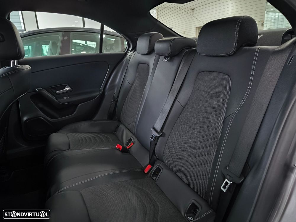 Mercedes-Benz A 250 Limousine e Progressive - 12