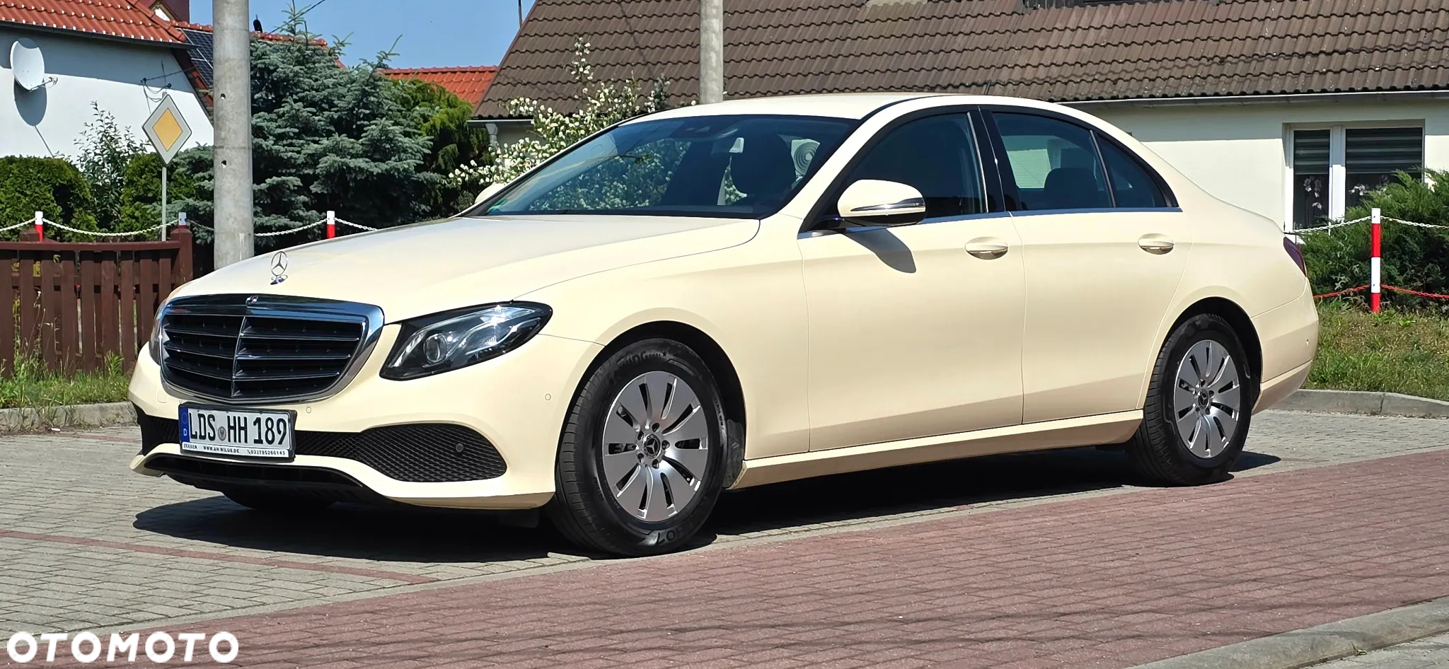 Mercedes-Benz Klasa E 200 d 9G-TRONIC - 2
