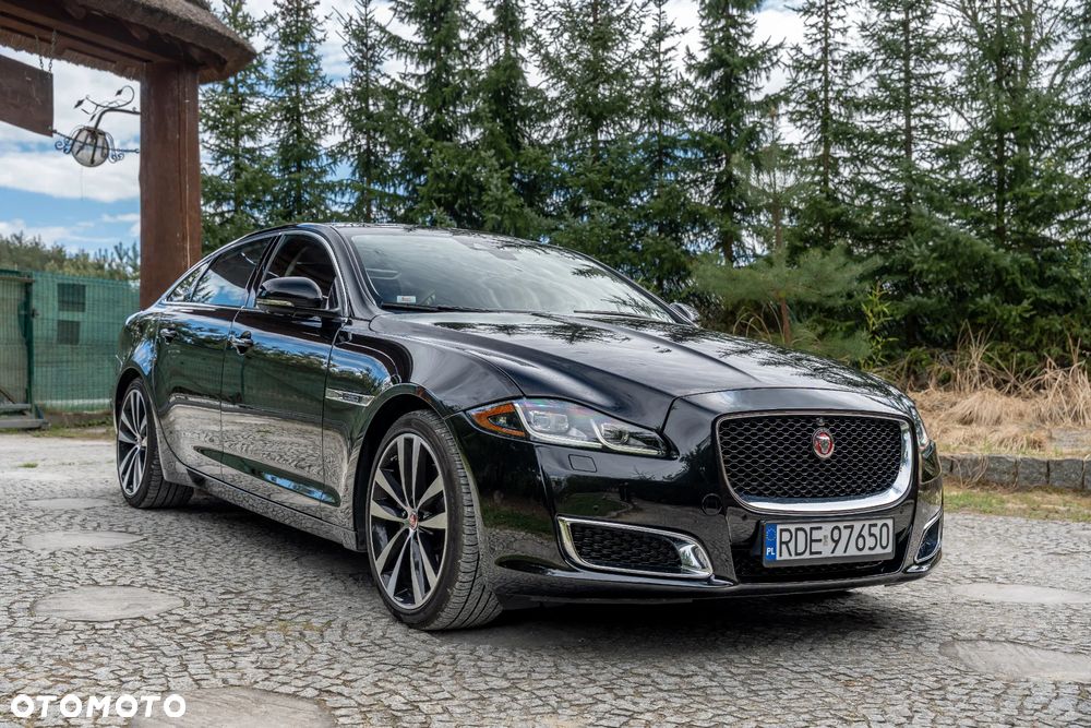 Jaguar XJ 3.0 T AWD Portfolio - 11
