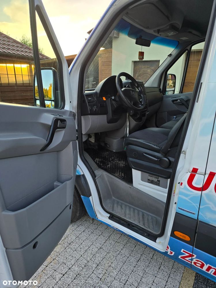 Mercedes-Benz Sprinter - 6