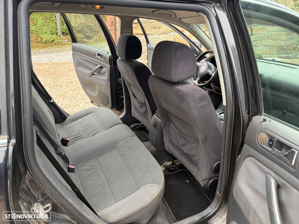 VW Passat Variant 1.9 TDi Confortl Tip - 9