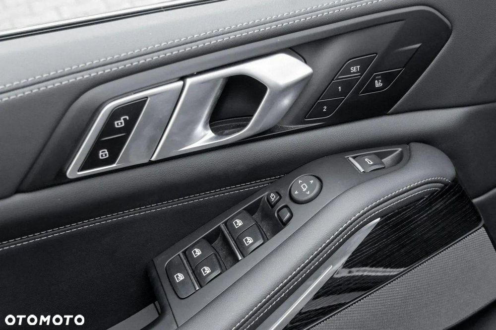 BMW X5 xDrive30d - 12