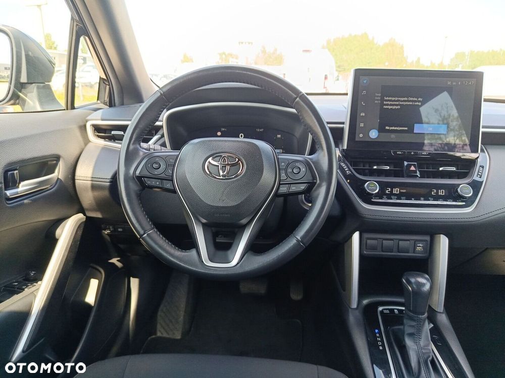 Toyota Corolla Cross - 12