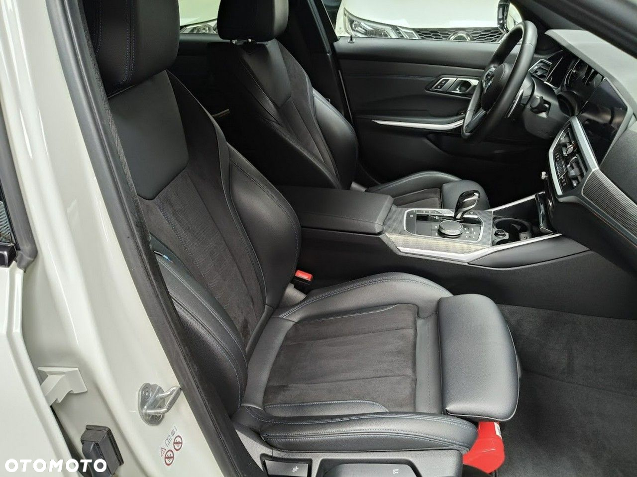 BMW Seria 3 320i GPF xDrive M Sport - 17