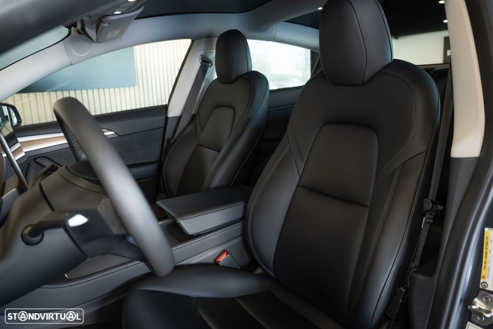 Tesla Model 3 Standard Range Plus RWD - 5