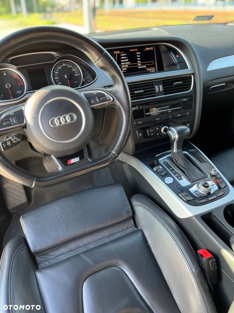 Audi A4 Avant - 16