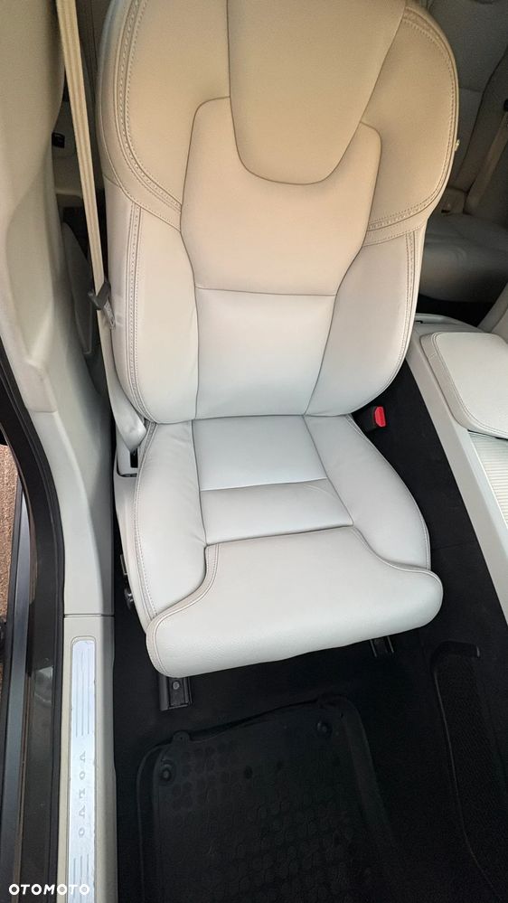 Volvo V90 D5 SCR AWD Momentum - 19