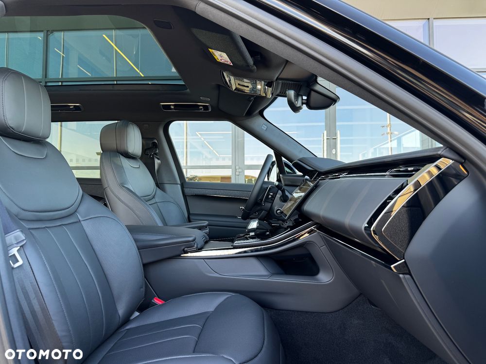 Land Rover Range Rover Sport - 8