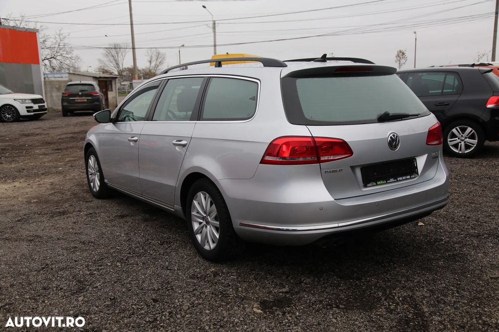 Volkswagen Passat - 9