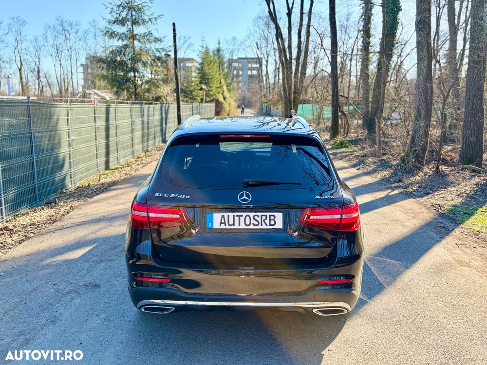 Mercedes-Benz GLC 250 d 4MATIC 9G-TRONIC AMG Line - 13