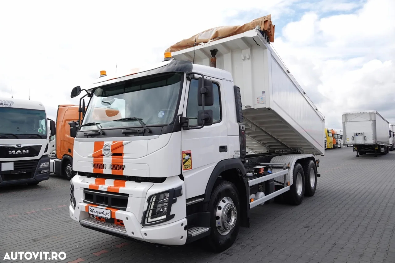 Volvo FMX 380 / 6x4 / CAMION BASCULANTE / 2019/ AXIE ELEVABILĂ / CAPACITATE DE ÎNCĂRCARE: 15.500 KG / GREUTATE: 10.500 KG / BASCULANĂ SPATE / EURO 6 / - 2