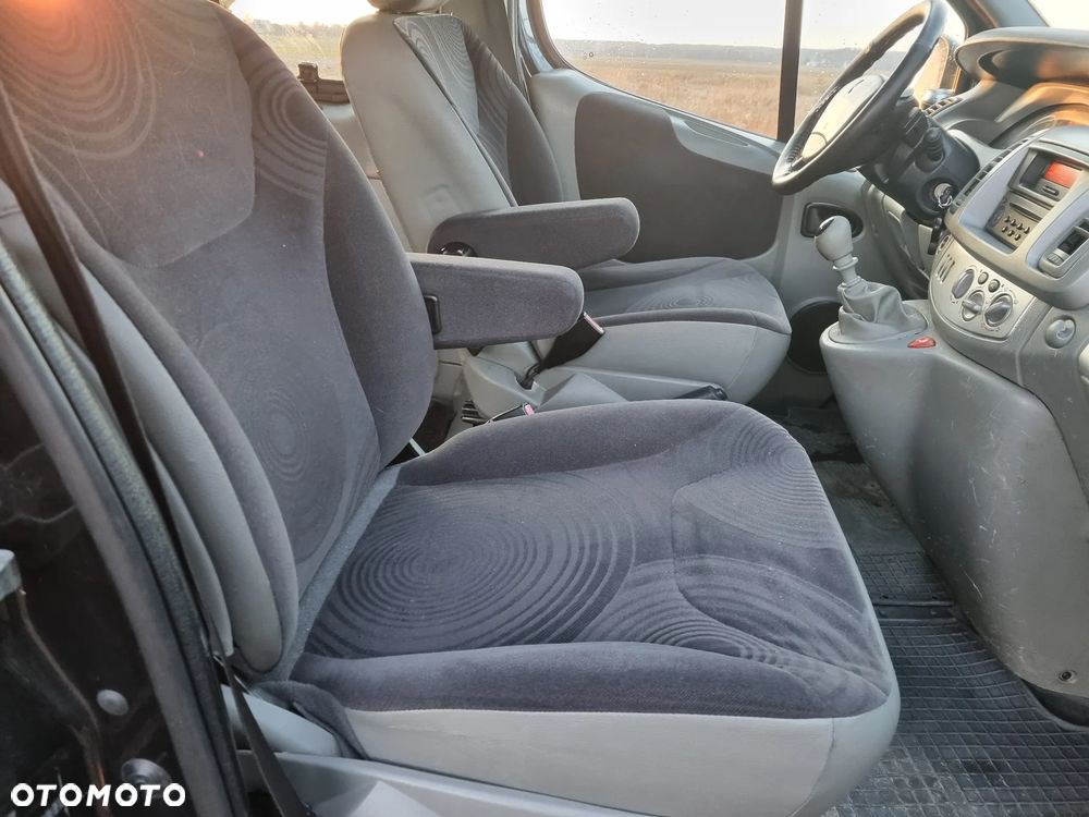 Renault Trafic L1H1 Passenger Lux - 12