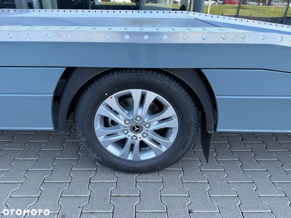 Mercedes-Benz Sprinter - 35