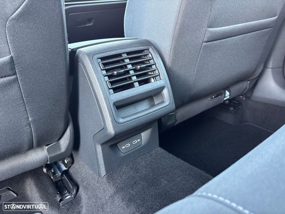 VW Golf Variant 1.0 TSI Life - 43