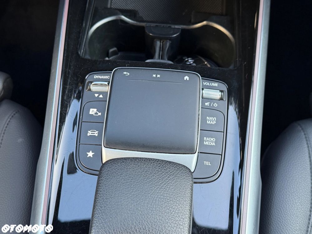Mercedes-Benz GLB 200 d 8G-DCT Style - 24