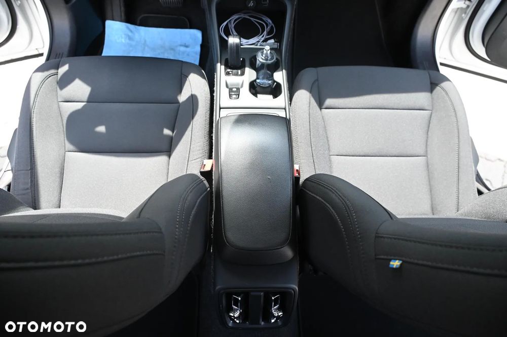 Volvo XC 40 T3 Momentum Core - 21