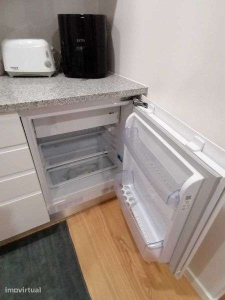 T0 Mobilado nos Clérigos com Contas Incluídas - Grande imagem: 4/12