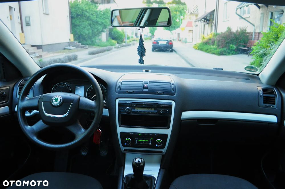 Skoda Octavia 1.6 Team Edition - 14