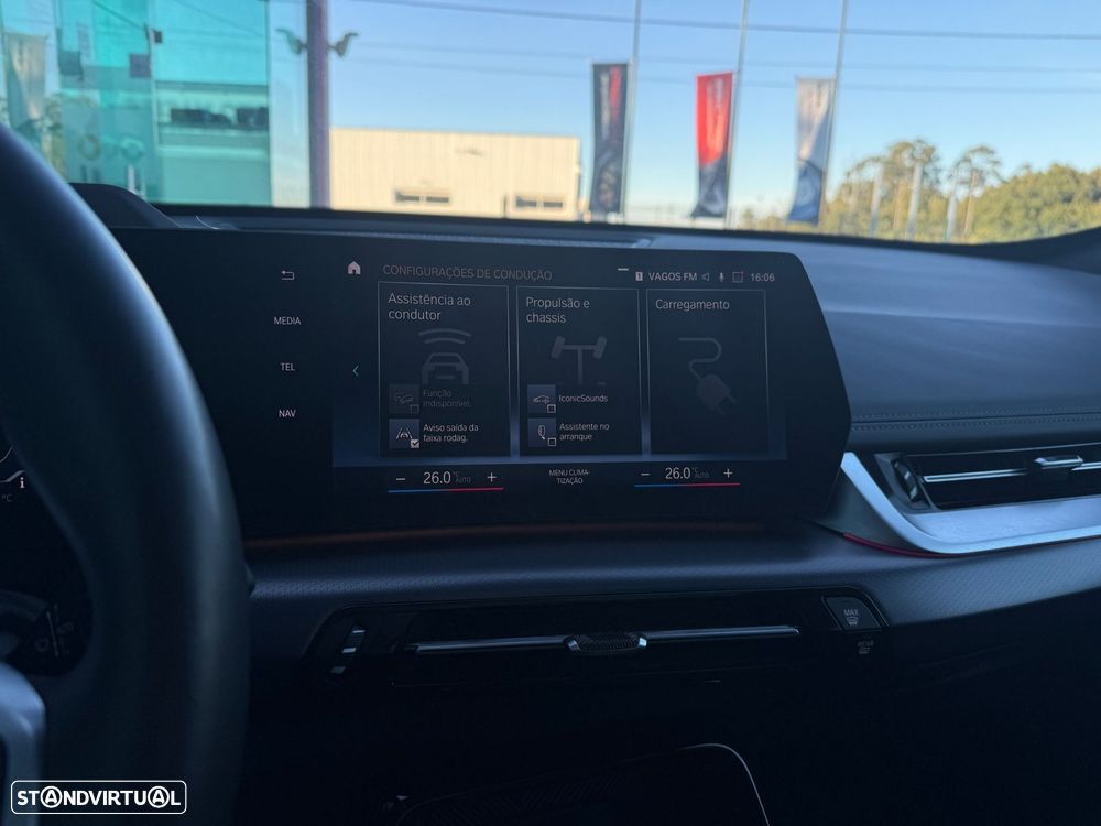 BMW iX1 xDrive30 Pack Desportivo M - 15