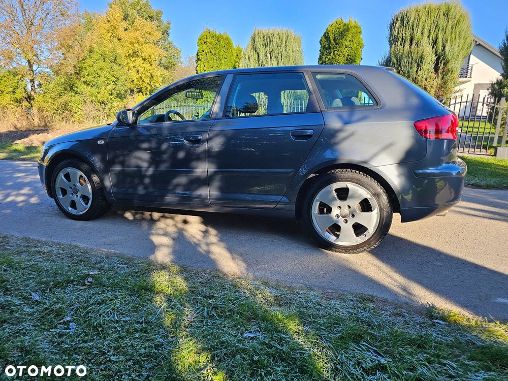 Audi A3 Sportback 1.6 Ambition - 33
