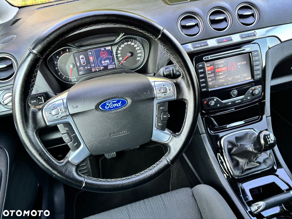 Ford S-Max 2.0 Titanium - 30