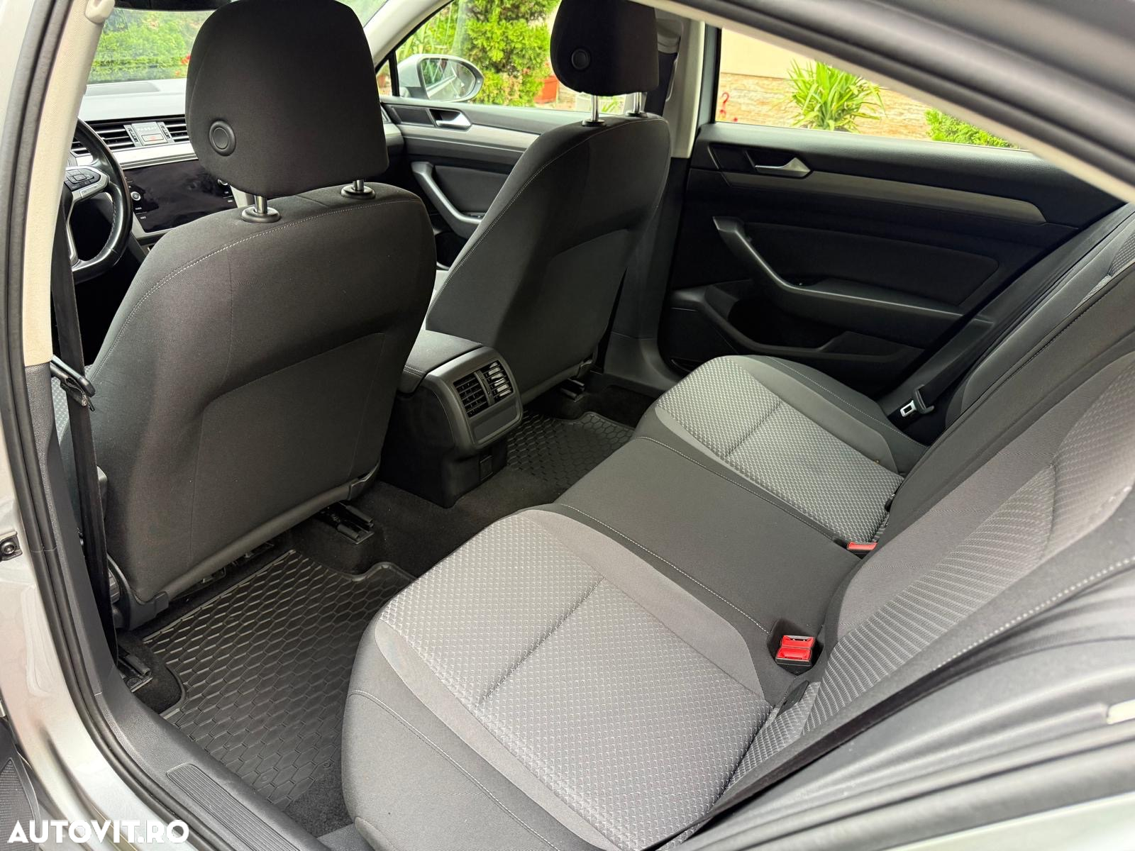Volkswagen Passat Variant 1.5 TSI ACT OPF DSG Comfortline - 10