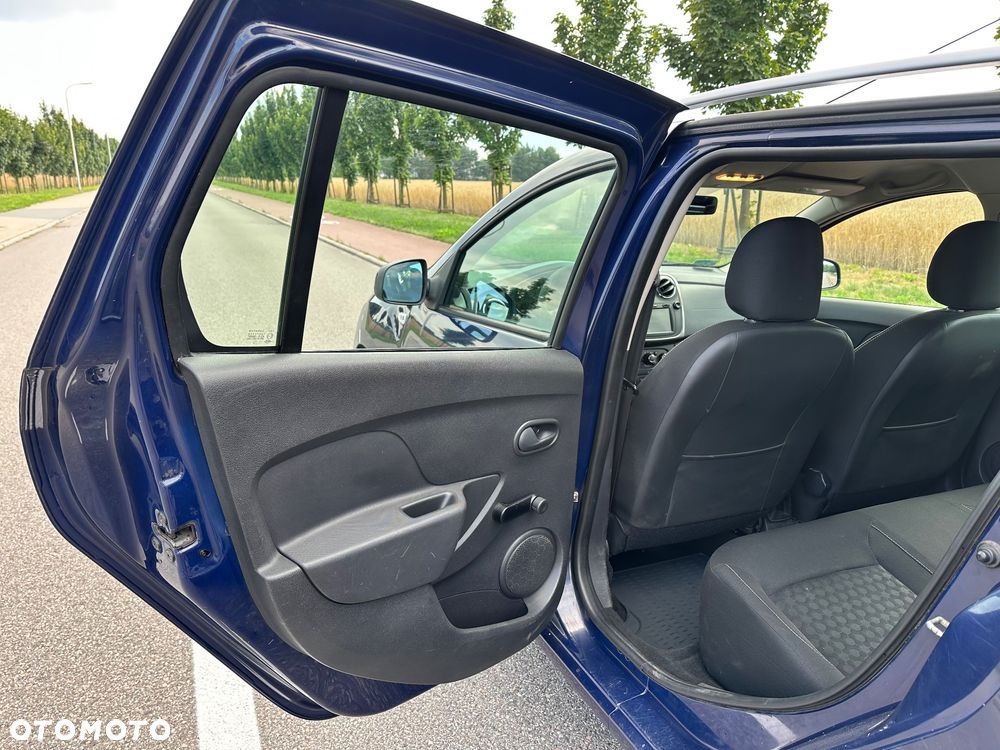 Dacia Logan 1.2 16V Laureate - 26