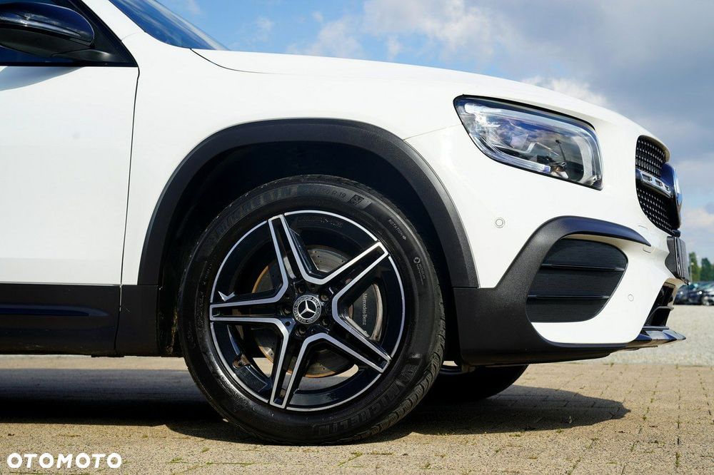 Mercedes-Benz GLB - 5