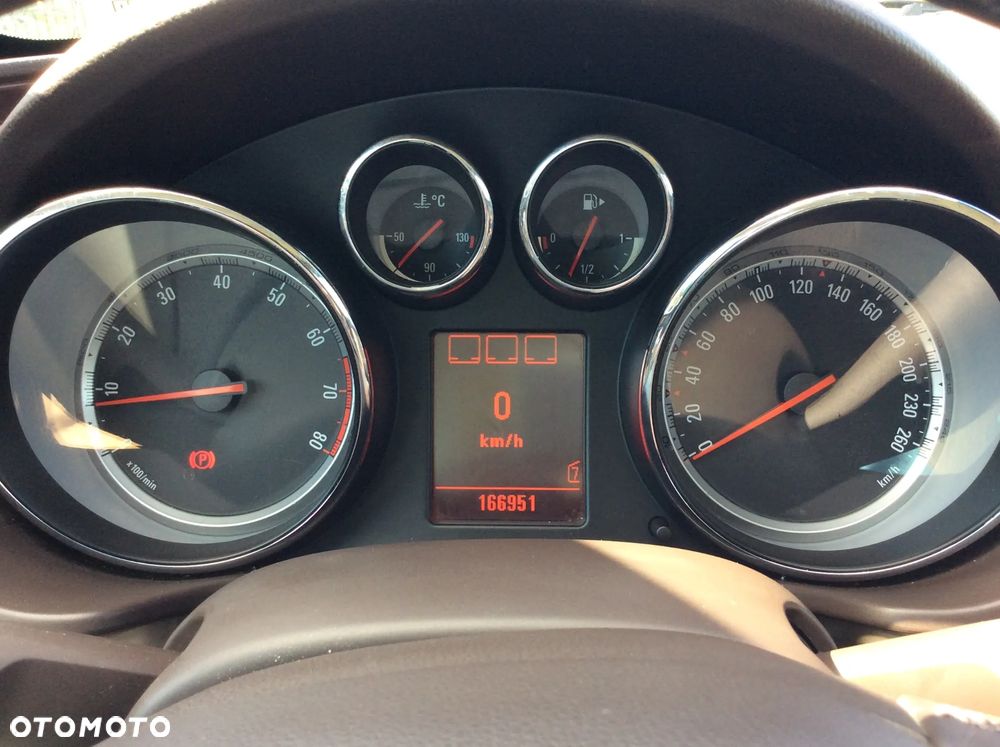 Opel Insignia 1.8 Cosmo - 12