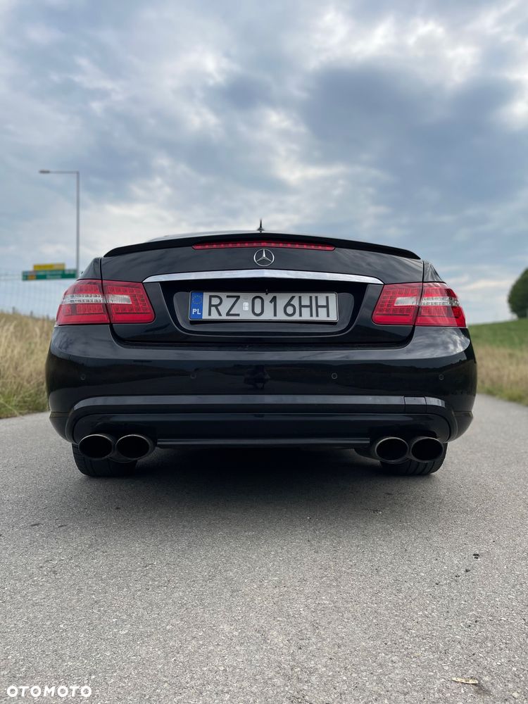 Mercedes-Benz Klasa E - 8