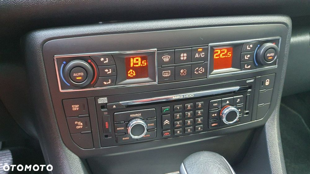 Citroën C5 2.0i 16V Exclusive Equilibre Navi - 22