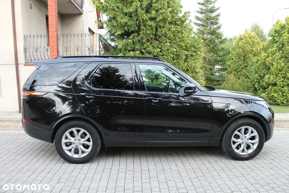Land Rover Discovery 3.0 Td6 SkyView Edition - 9