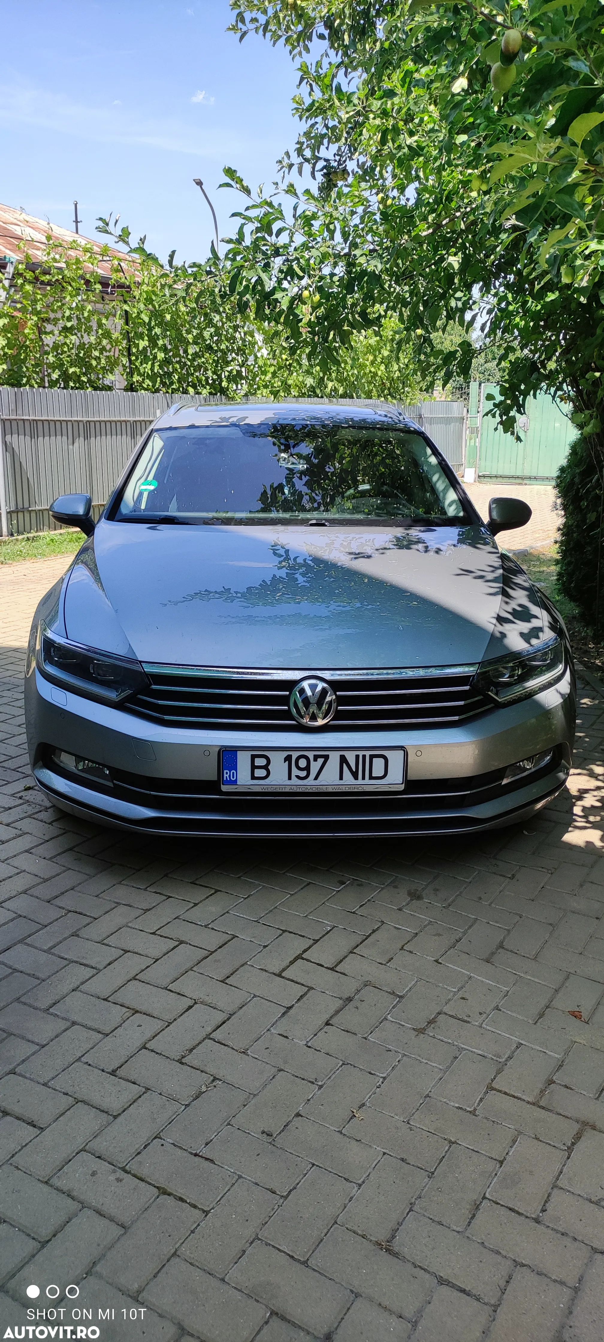 Volkswagen Passat Variant 2.0 TDI DSG Comfortline - 1