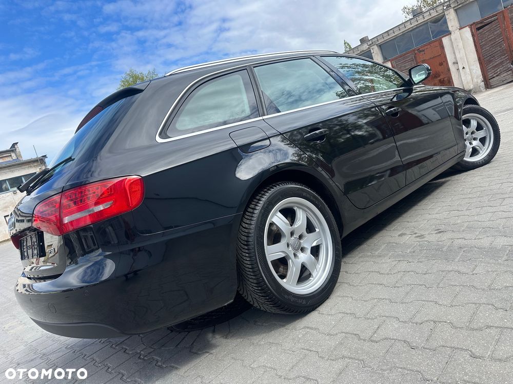 Audi A4 Avant - 6