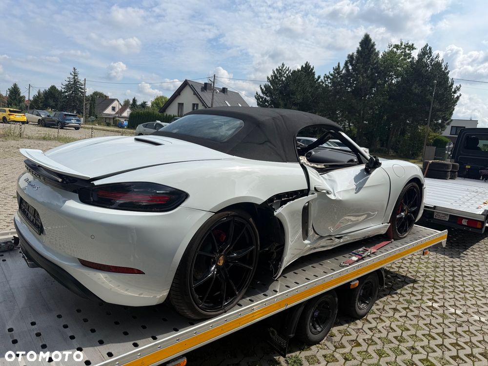 Porsche 718 Boxster S - 3