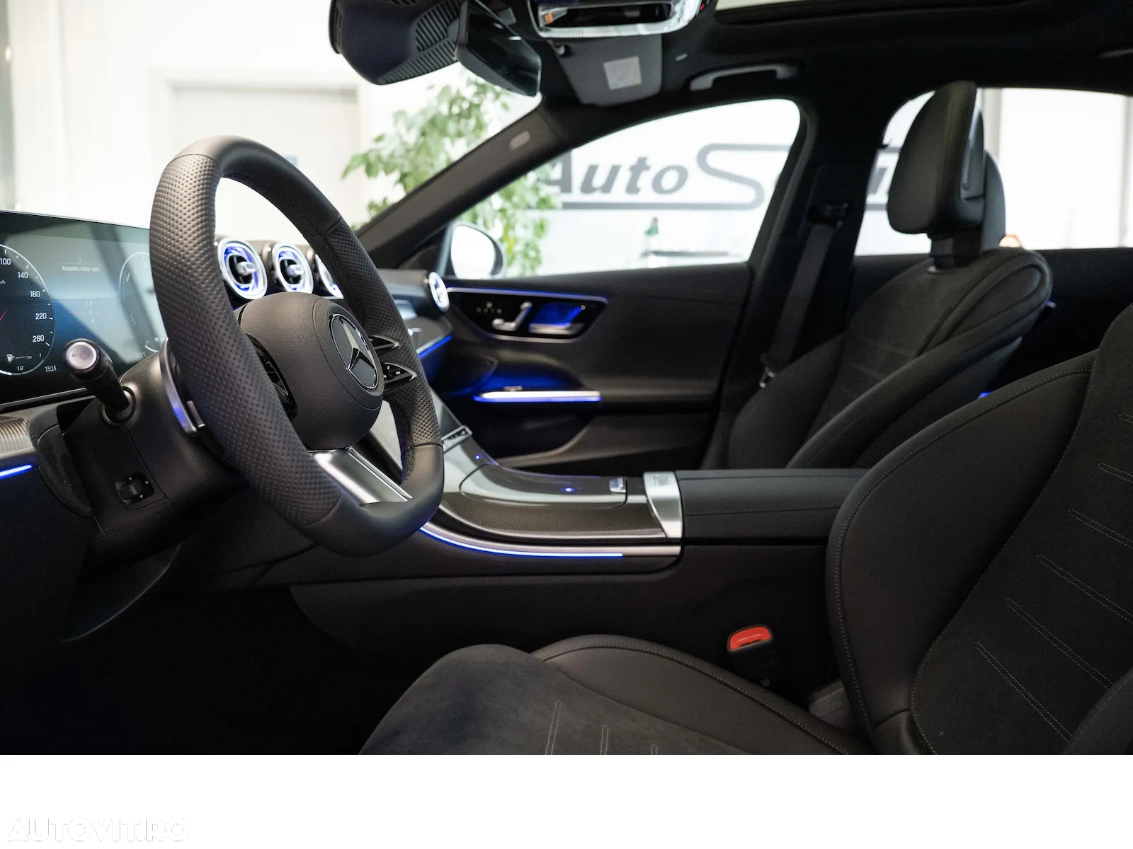 Mercedes-Benz C 300 e 4Matic 9G-TRONIC AMG Line - 17