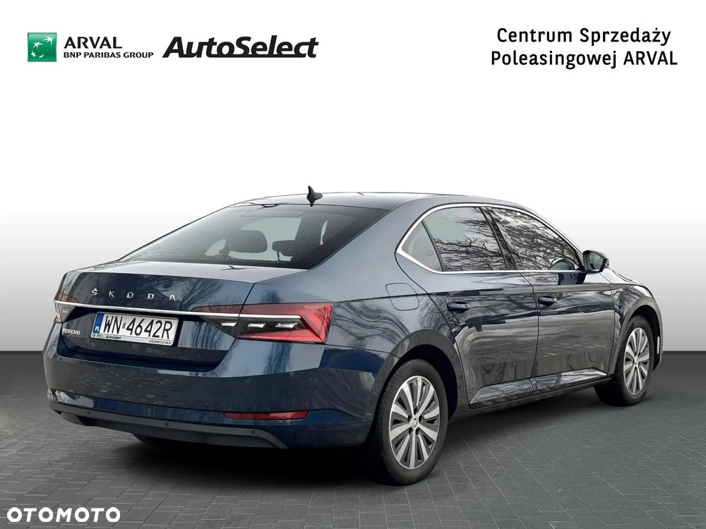 Skoda Superb 2.0 TDI SCR Style DSG - 6