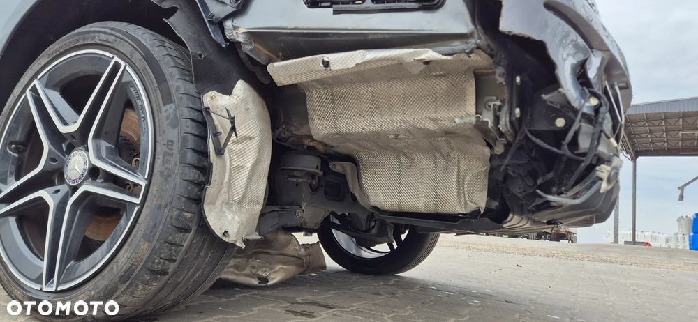 Mercedes-Benz Klasa C 220 d 9G-TRONIC - 26