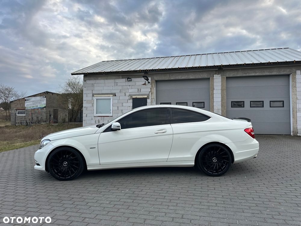 Mercedes-Benz Klasa C 220 CDI DPF Automatik Avantgarde - 7