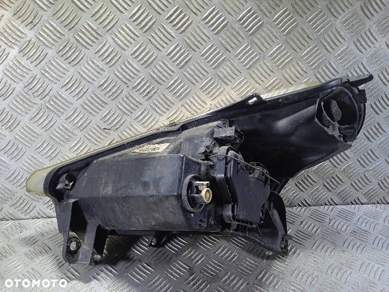 LAMPA PRAWA PRZEDNIA CITROEN C3 Pluriel - 2
