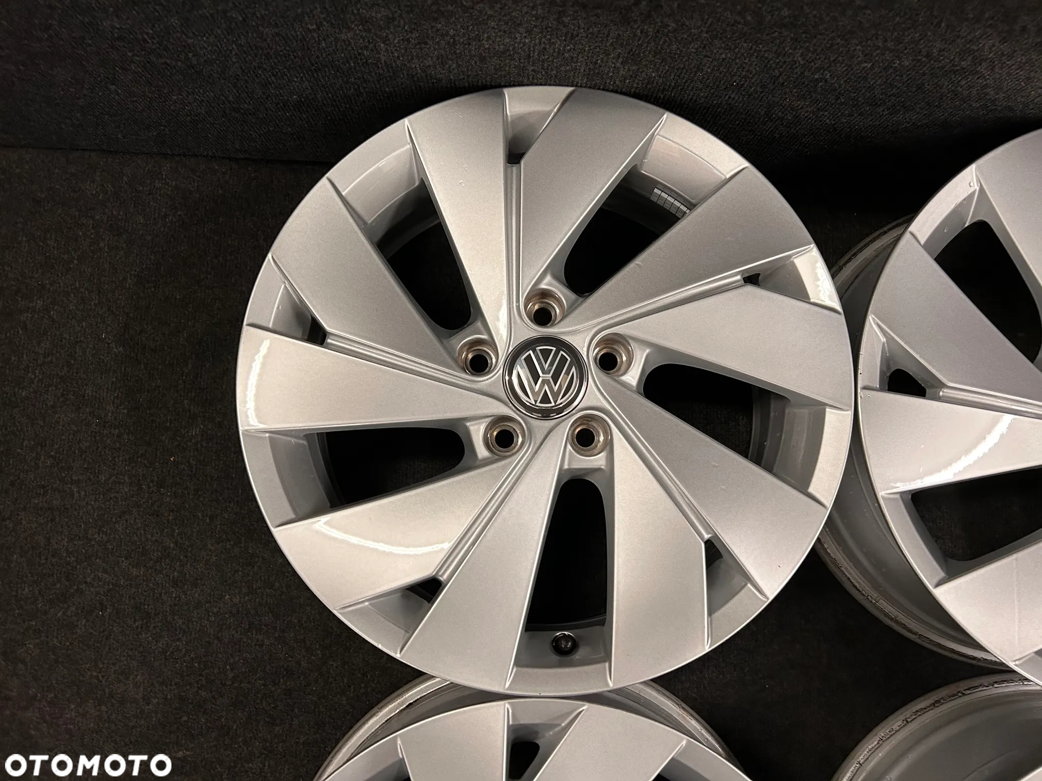 Alufelgi VW Golf 8, 7, Touran, Caddy, Sportsvan, Skoda Octavia III, IV 17 cali 5x112 4szt. Ładne! - 4