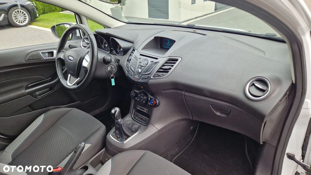 Ford Fiesta 1.0 EcoBoost Titanium - 13