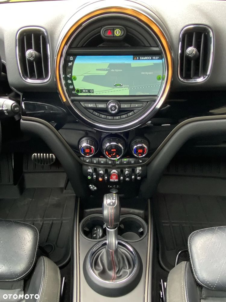 MINI John Cooper Works ALL4 sport - 32