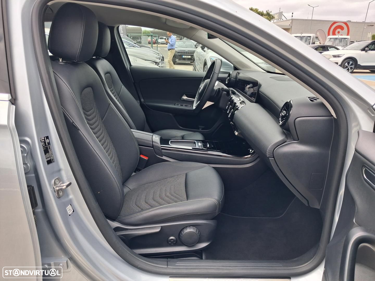 Mercedes-Benz A 200 Standard - 13